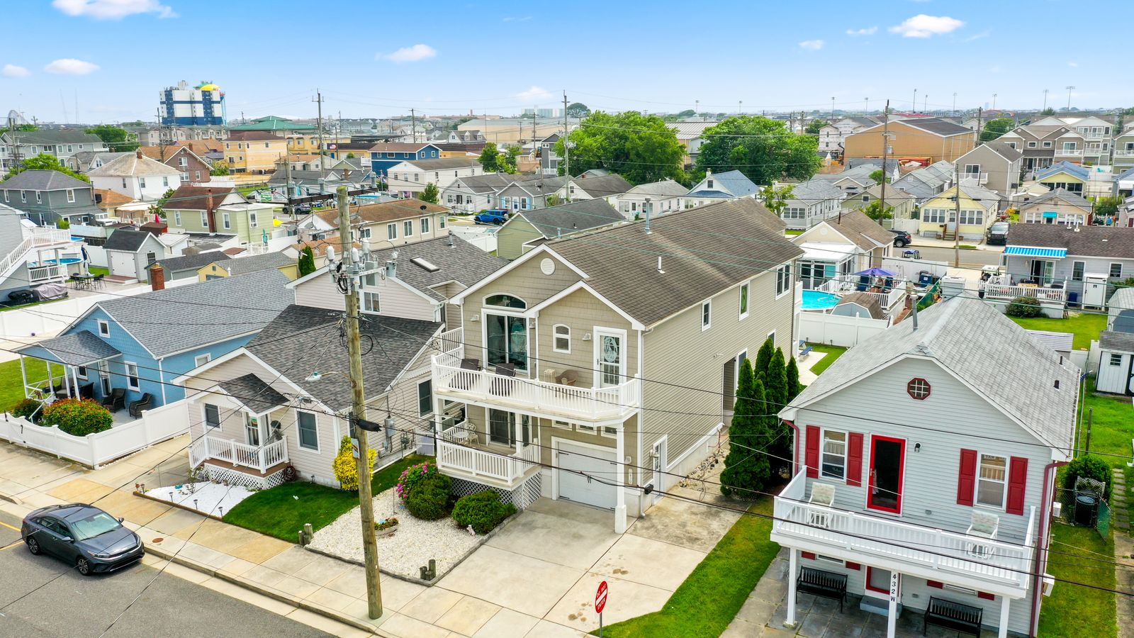Aerial view of the home and street in Wildwood NJ
